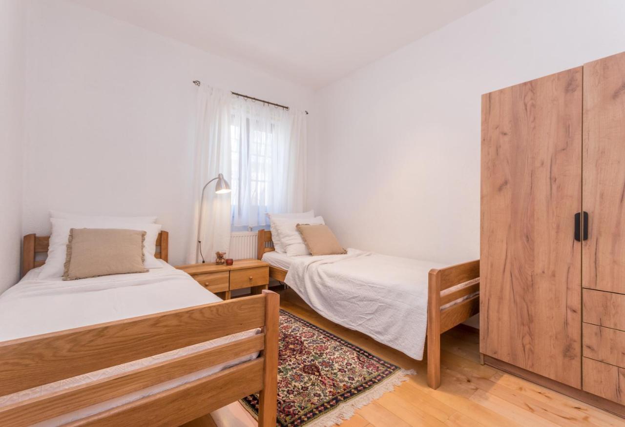 Mustel Travel Apartments Sveti Petar  Eksteriør bilde